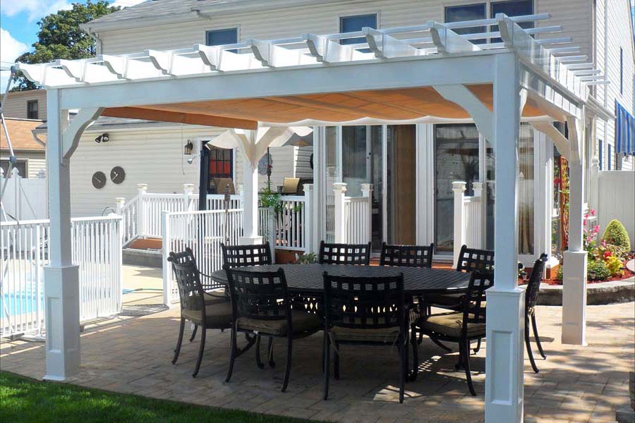 Vinyl Pergola: Quality To Stand Years of Truthful Service