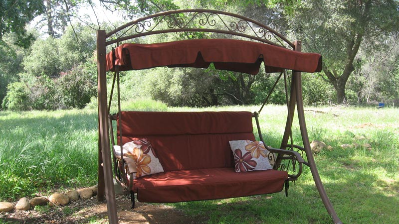 Costco deluxe patio swing with canopy
