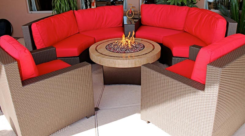 Fire Pit Patio Set Creates Comfy And Enjoyable Space To Relax
