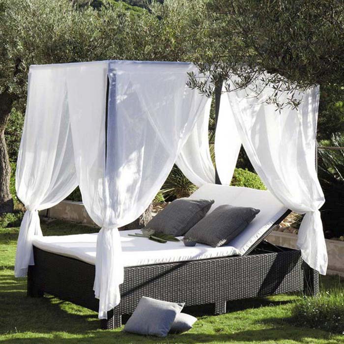 Garden Canopy Bed