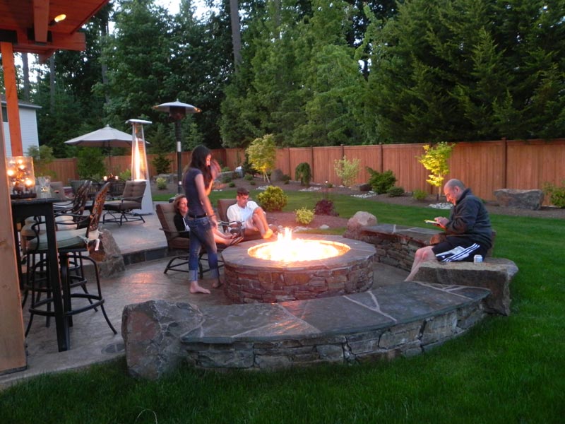 Backyard fire pit patio ideas