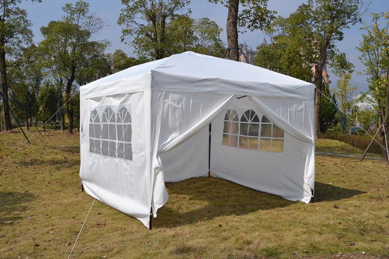 White Gazebo For Safe And Interesting Outdoor Pastime
